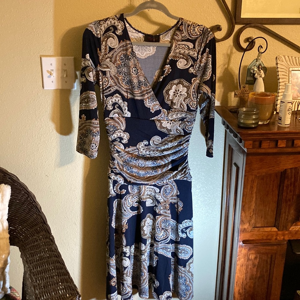 Rekucci paisley navy & tan dress, Size 6